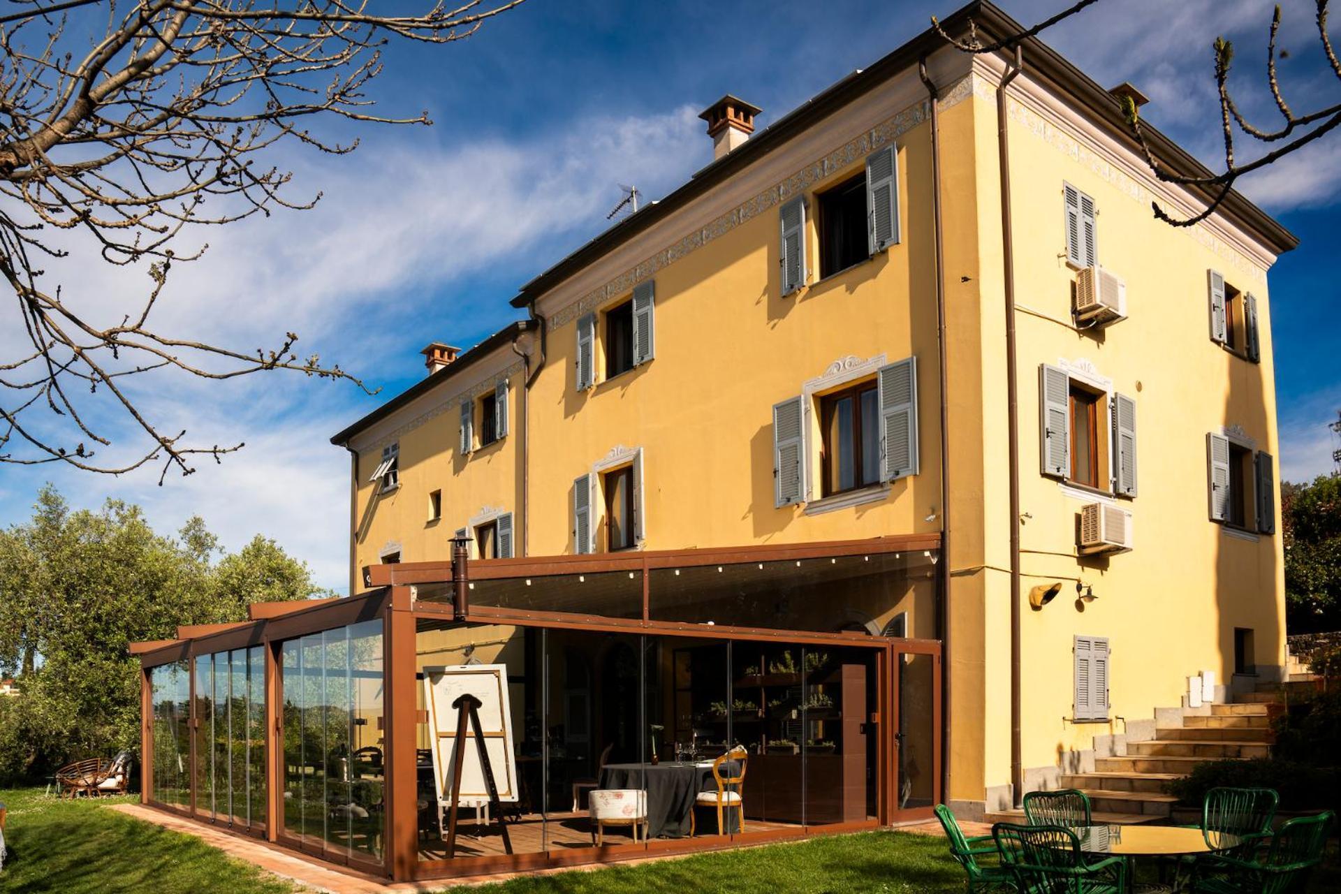 Locanda De Banchieri Fosdinovo Exterior photo