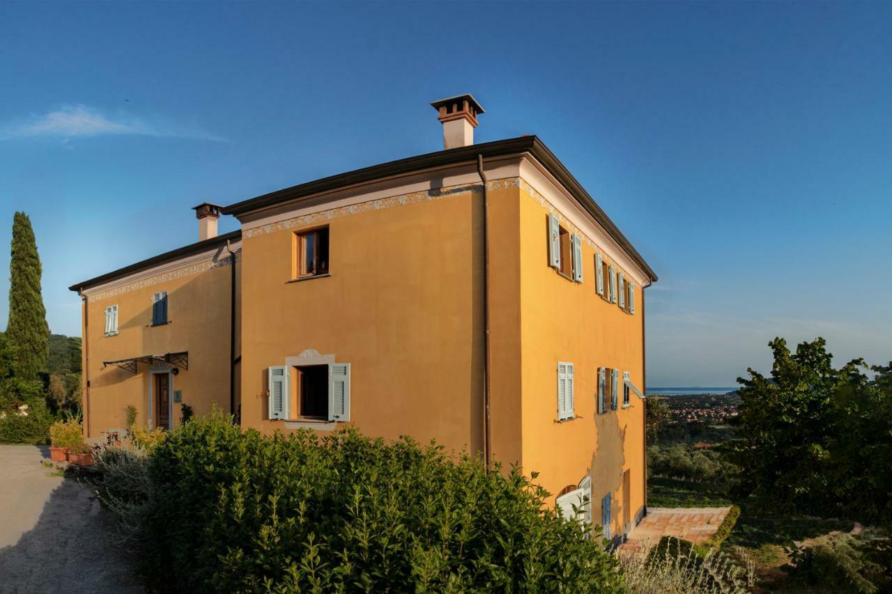 Locanda De Banchieri Fosdinovo Exterior photo